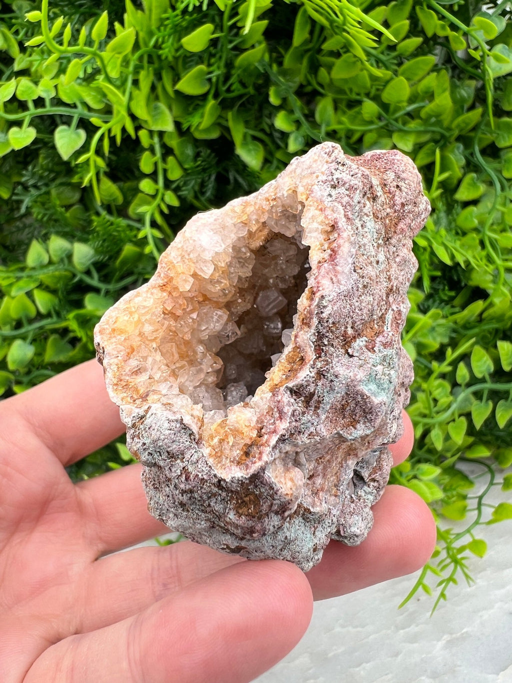 Roze Amethist cluster ruw by KEY LIME STORE
