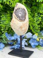 Agaat geode op standaard (382 gr/16 cm)