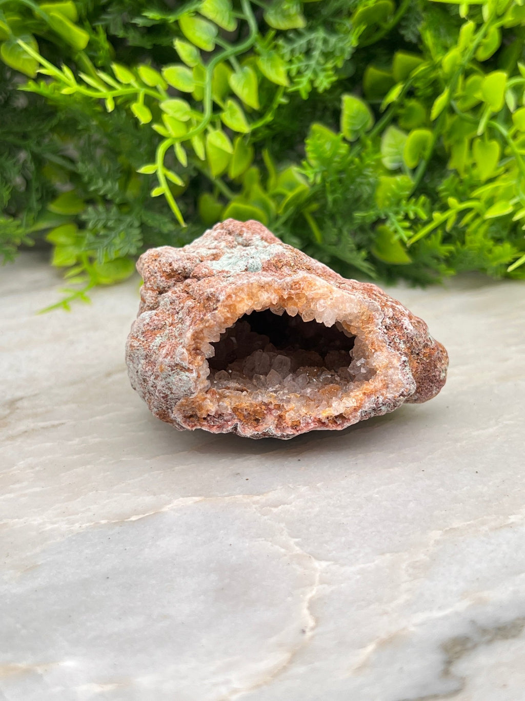 Roze Amethist cluster ruw by KEY LIME STORE