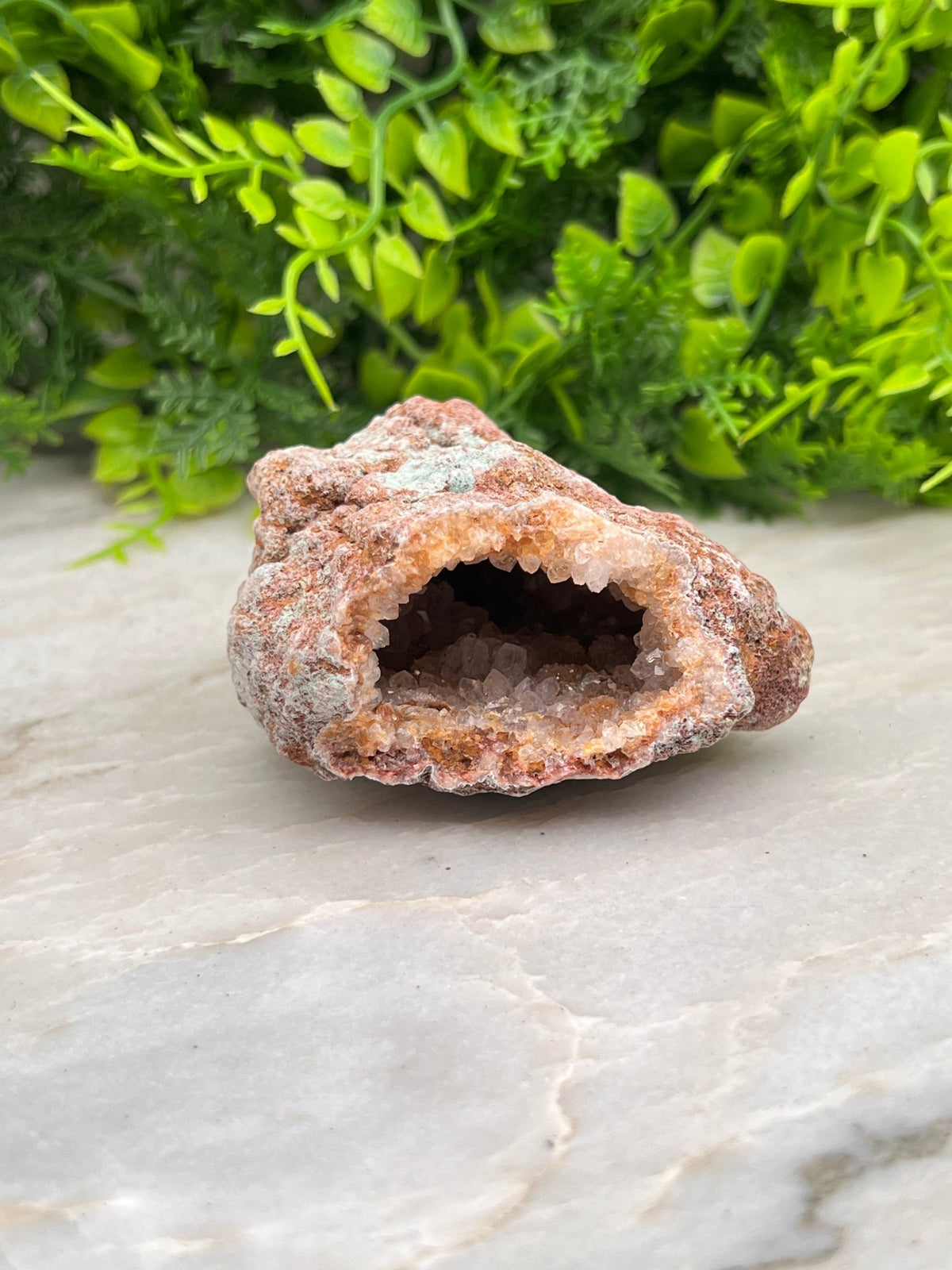 Roze Amethist cluster ruw by KEY LIME STORE