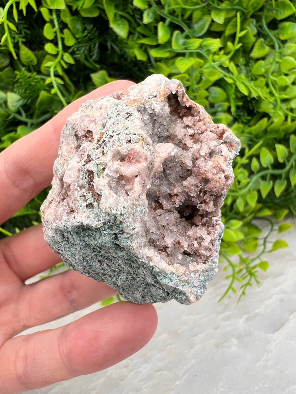 Roze Amethist cluster ruw by KEY LIME STORE