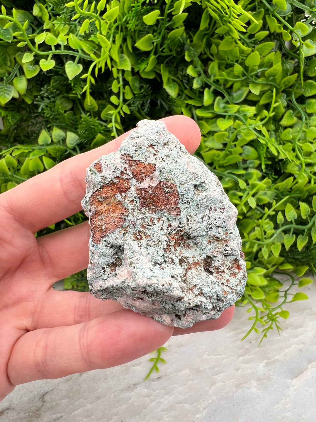 Roze Amethist cluster ruw by KEY LIME STORE