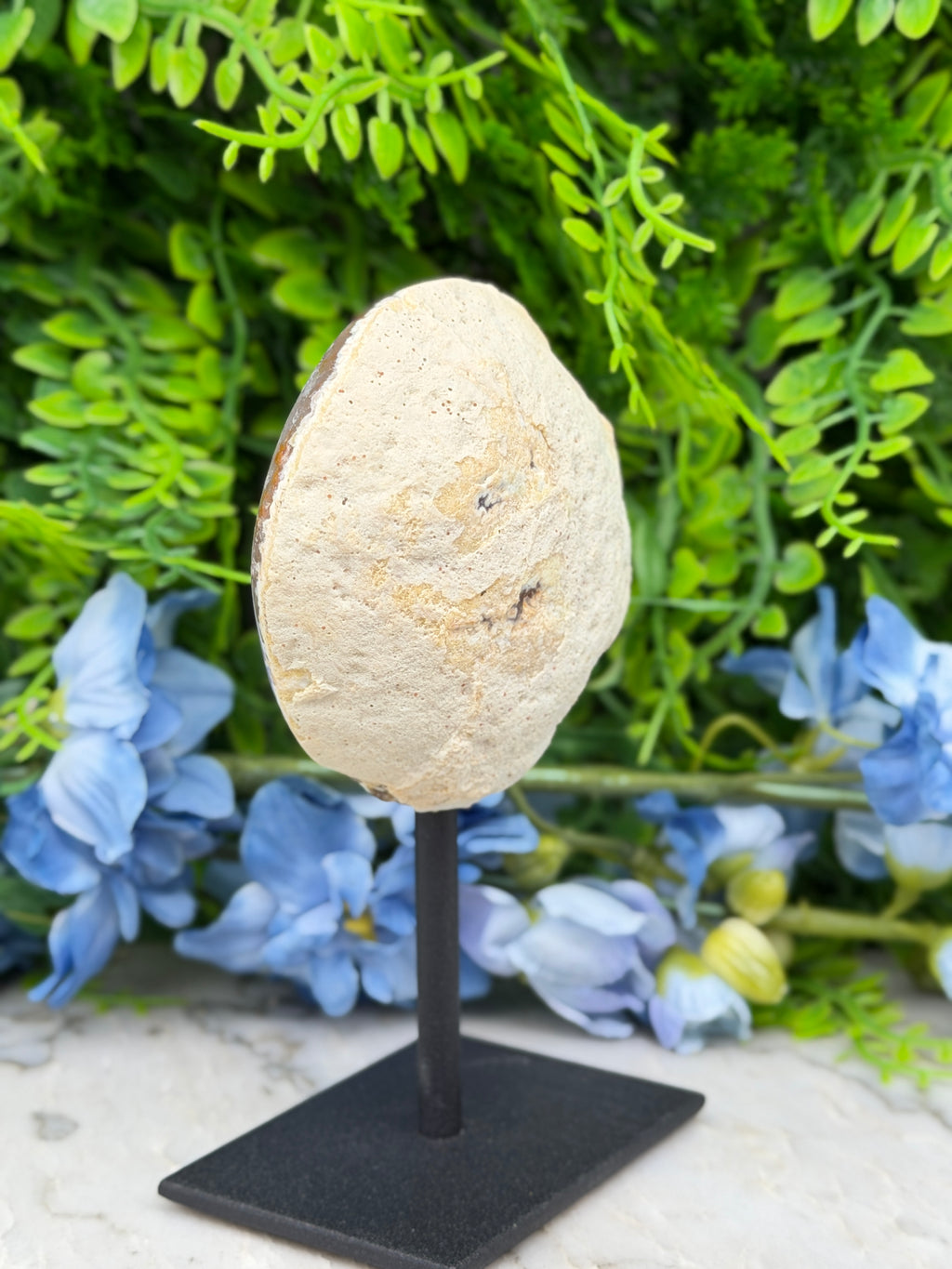 Agaat geode op standaard (328 gr/13 cm)