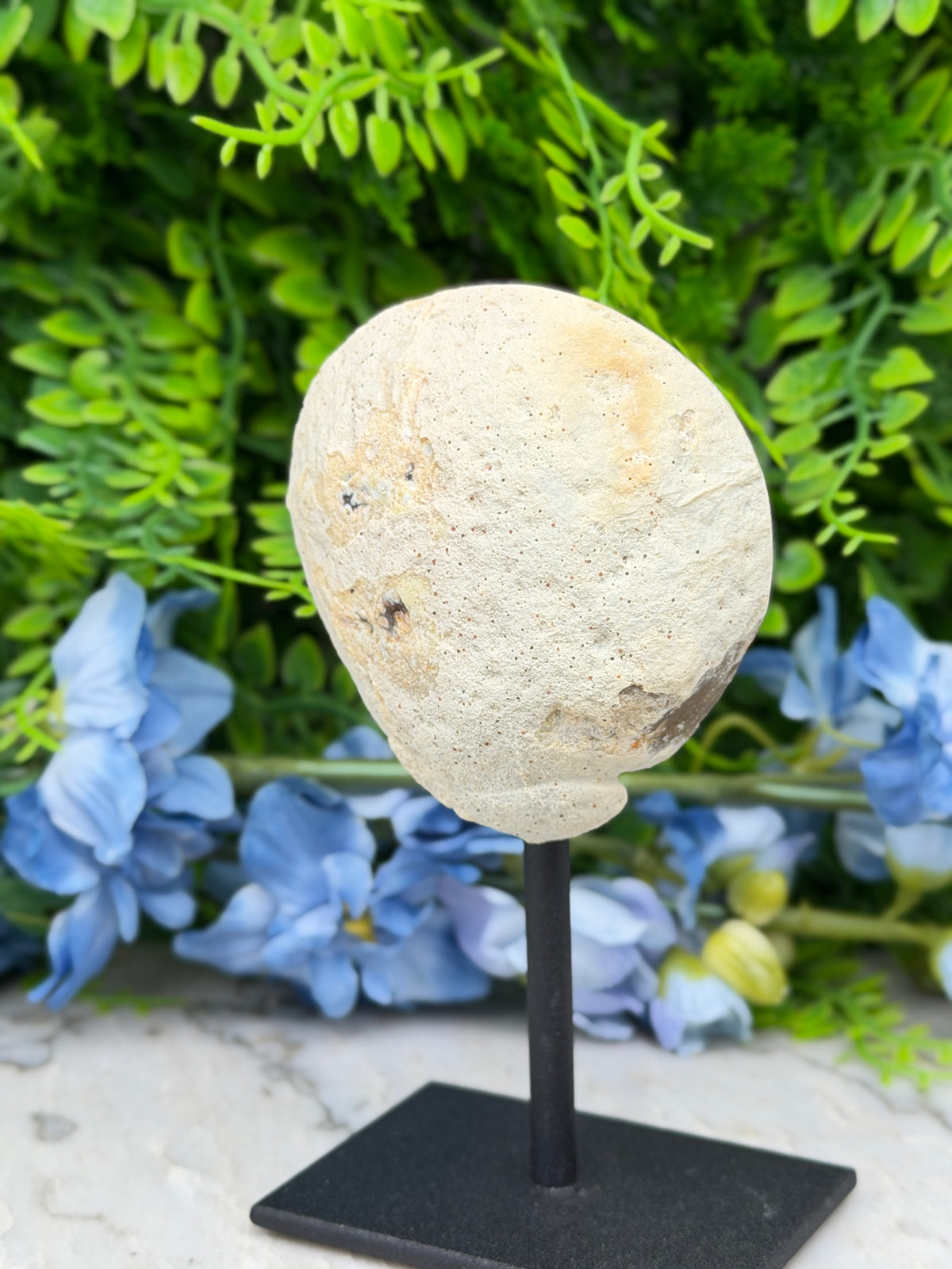 Agaat geode op standaard (328 gr/13 cm)
