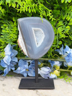 Agaat geode op standaard (374 gr/14 cm)