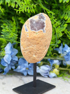 Agaat geode op standaard (398 gr/15 cm)