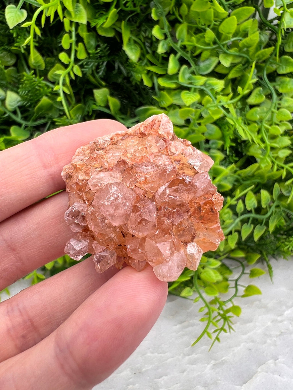 Roze Amethist cluster by KEY LIME STORE