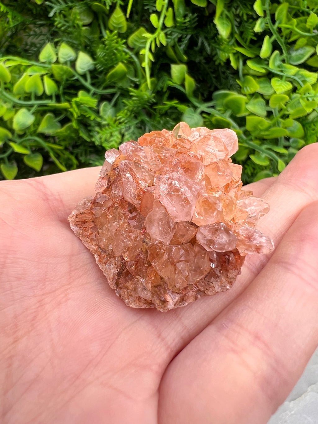 Roze Amethist cluster by KEY LIME STORE