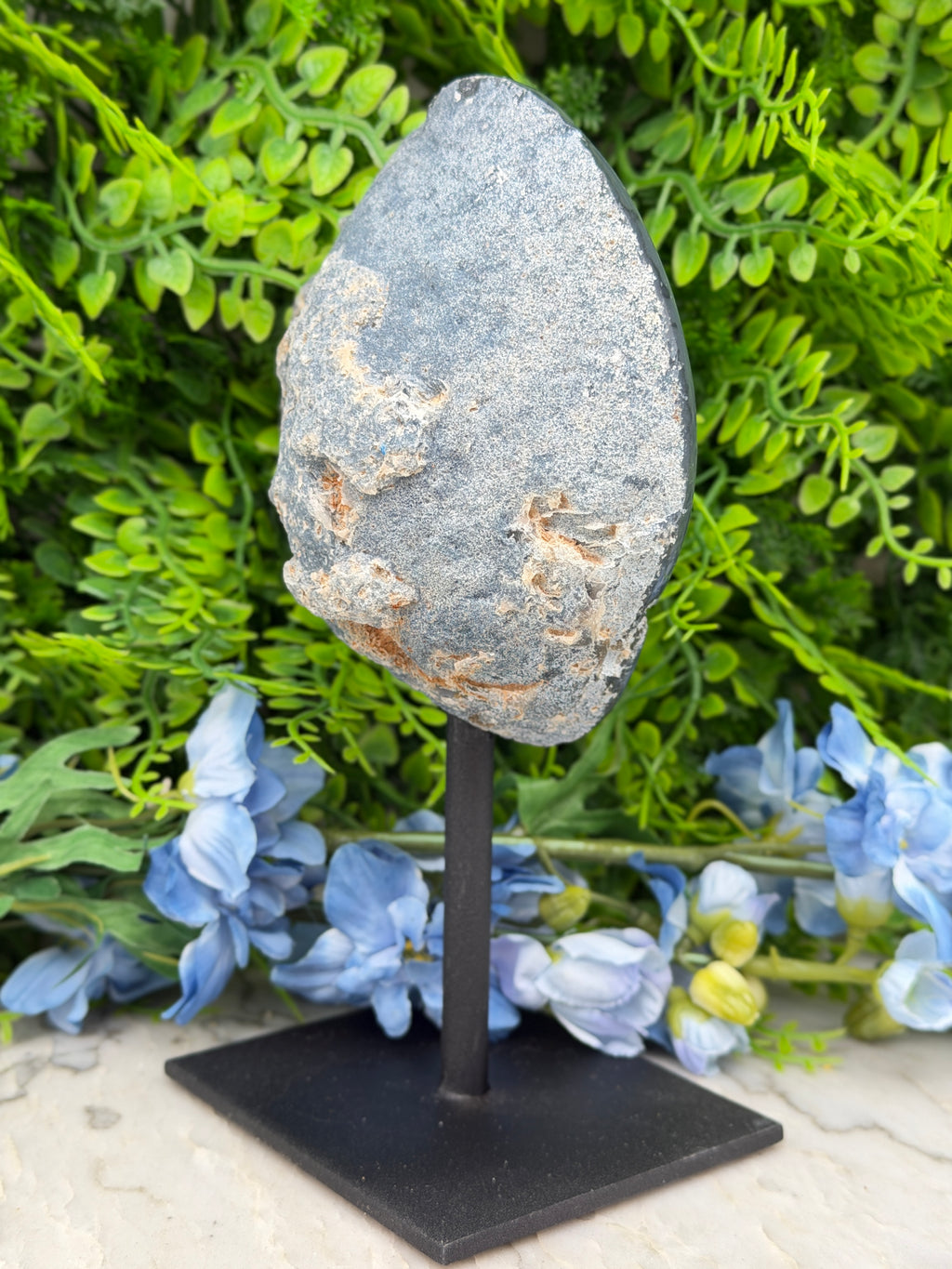 Halve Agaat op standaard (1034 gr/20 cm)