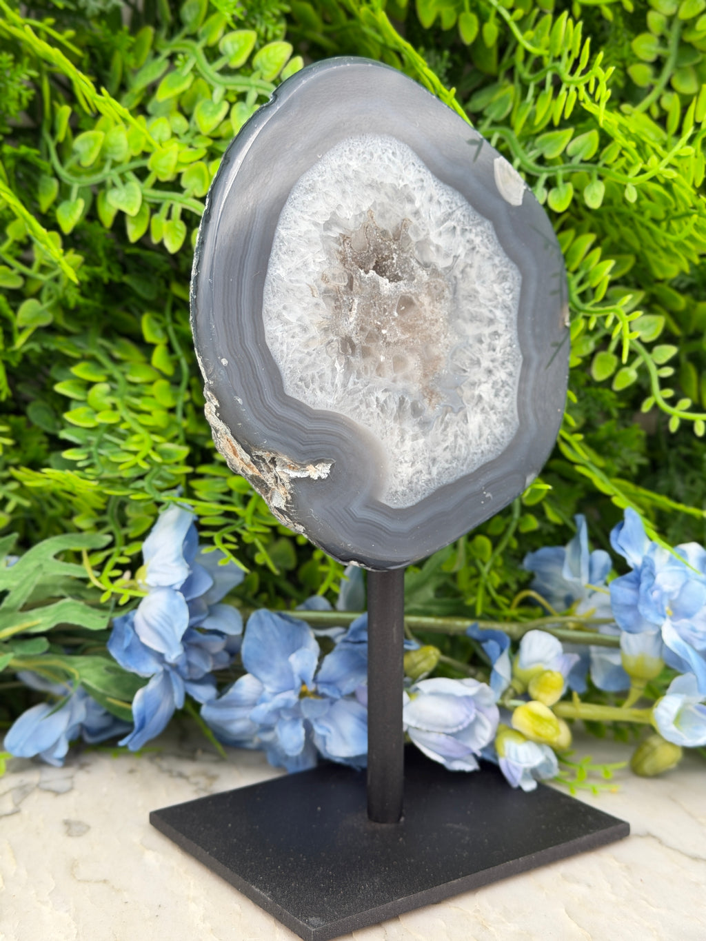 Halve Agaat op standaard (1034 gr/20 cm)