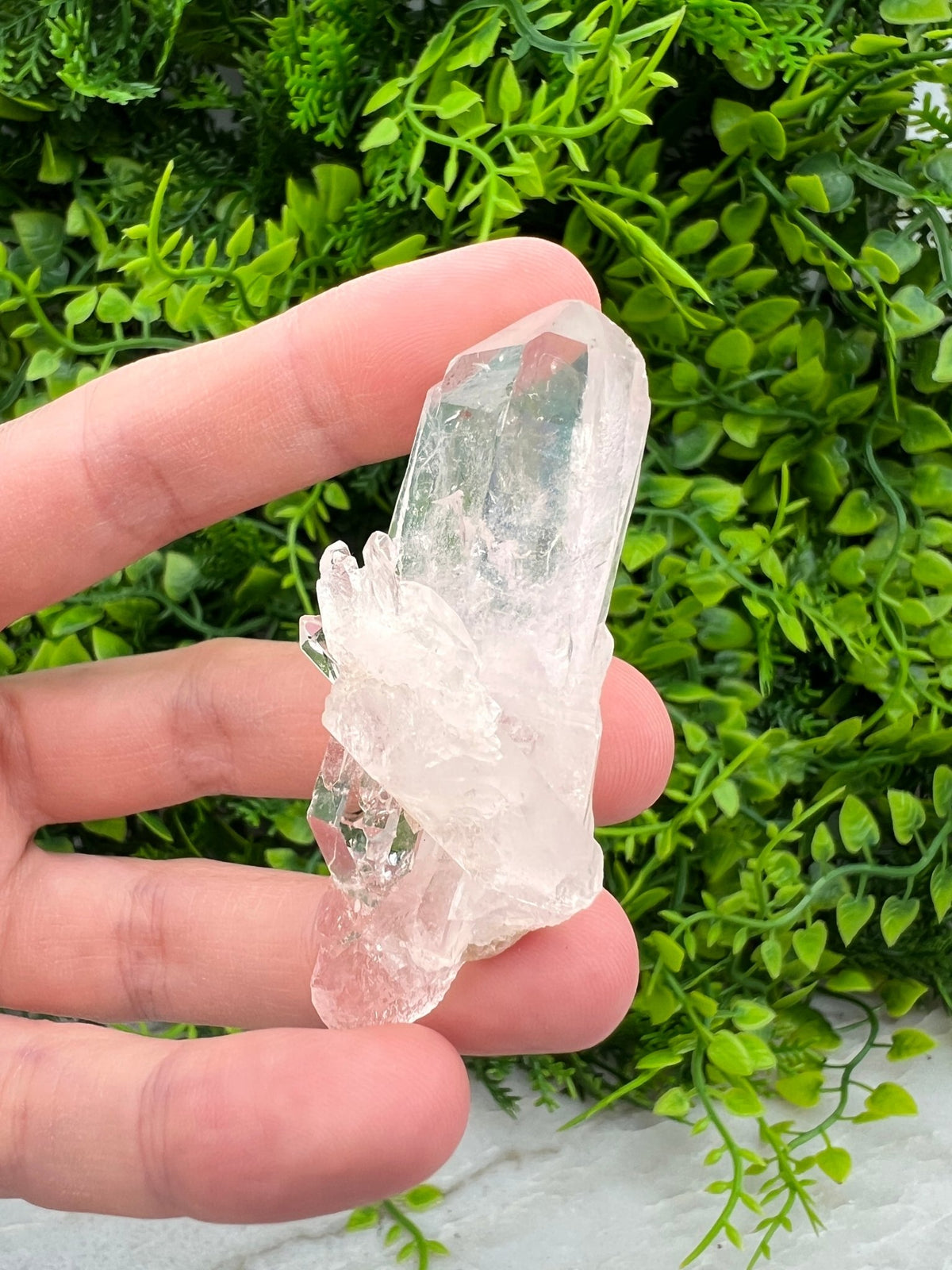 Bergkristal cluster by KEY LIME STORE