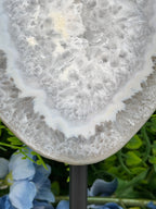 Halve Agaat op standaard (1190 gr/22 cm)