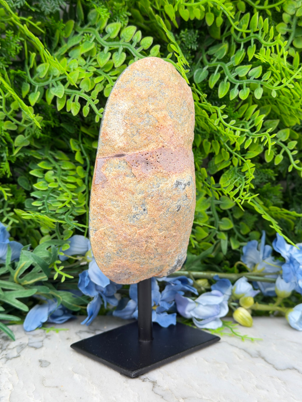Halve Agaat op standaard (796 gr/18 cm)