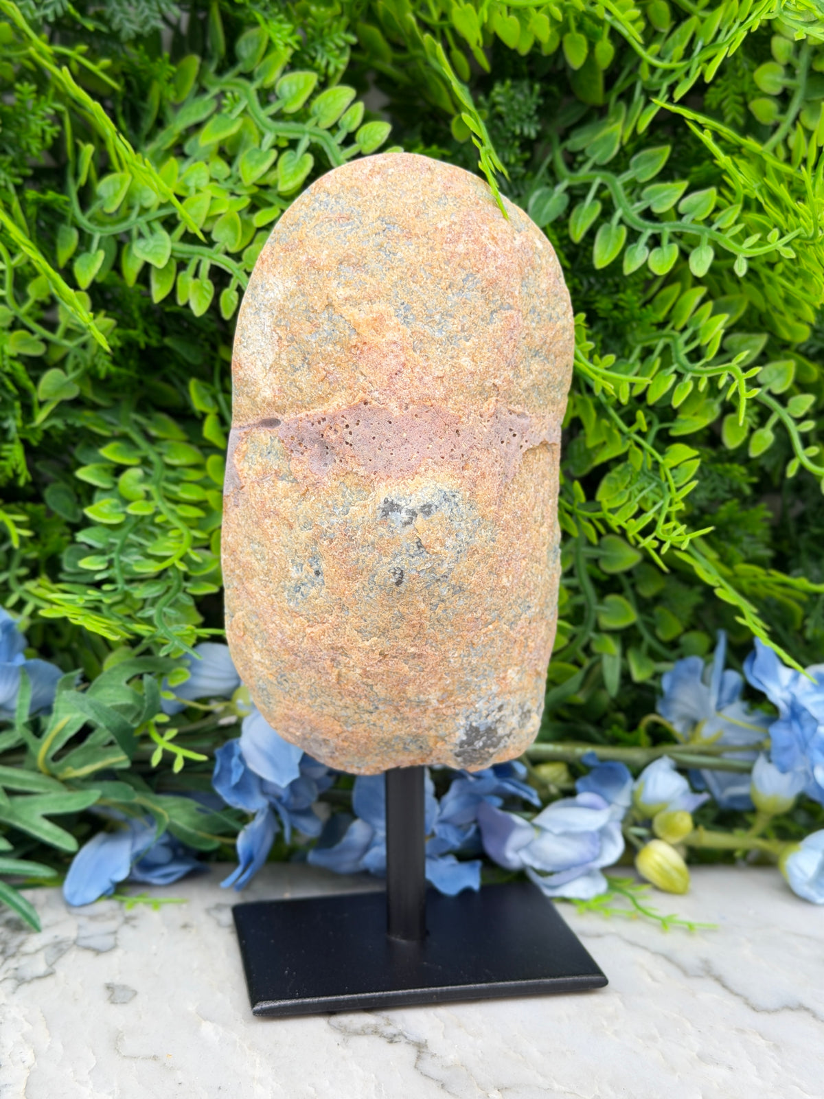Halve Agaat op standaard (796 gr/18 cm)