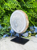 Halve Agaat op standaard (944 gr/16 cm)
