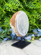 Halve Agaat op standaard (944 gr/16 cm)