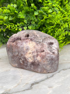 Roze amethist sculptuur