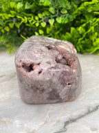 Roze amethist sculptuur