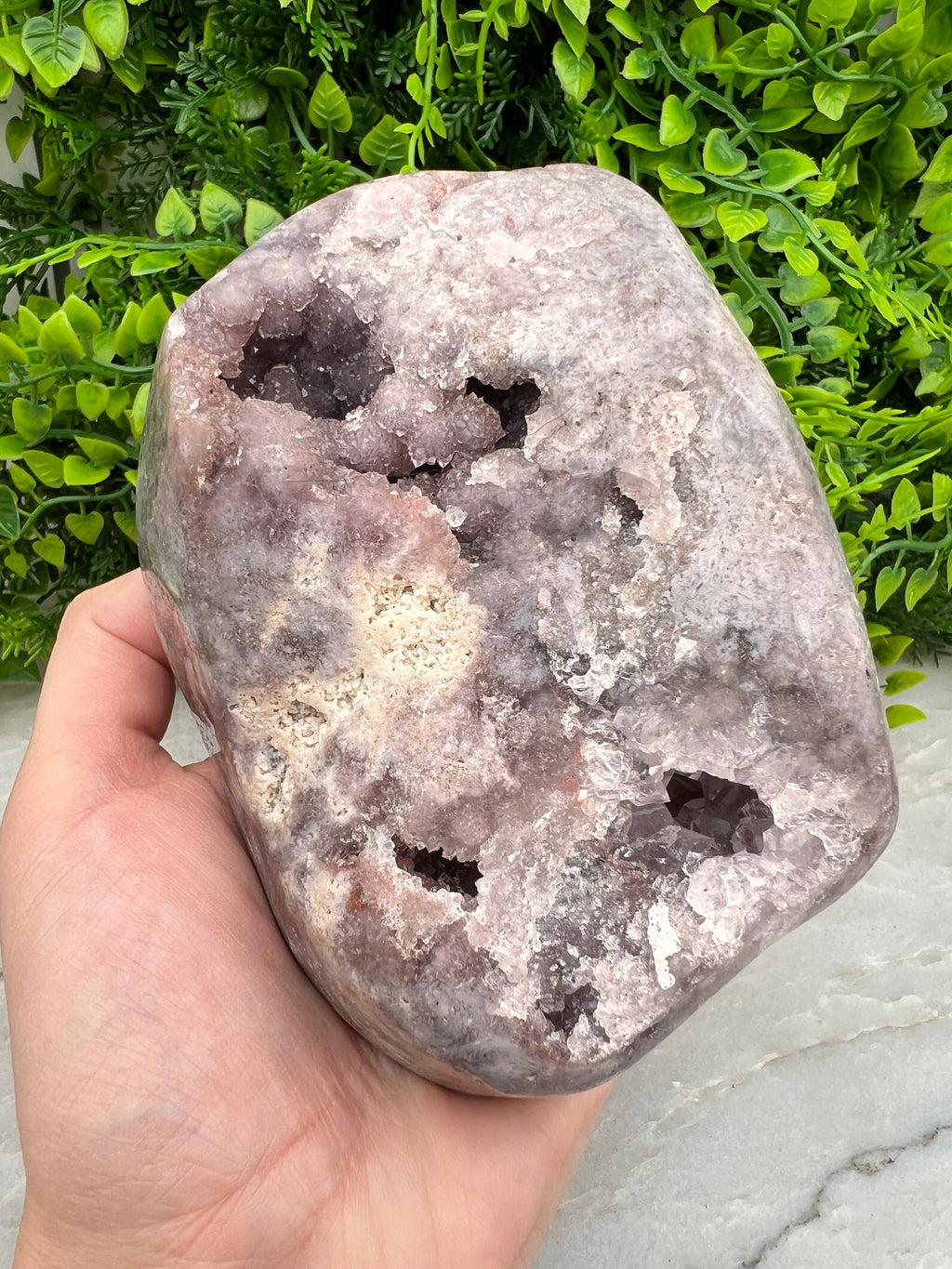 Roze amethist sculptuur