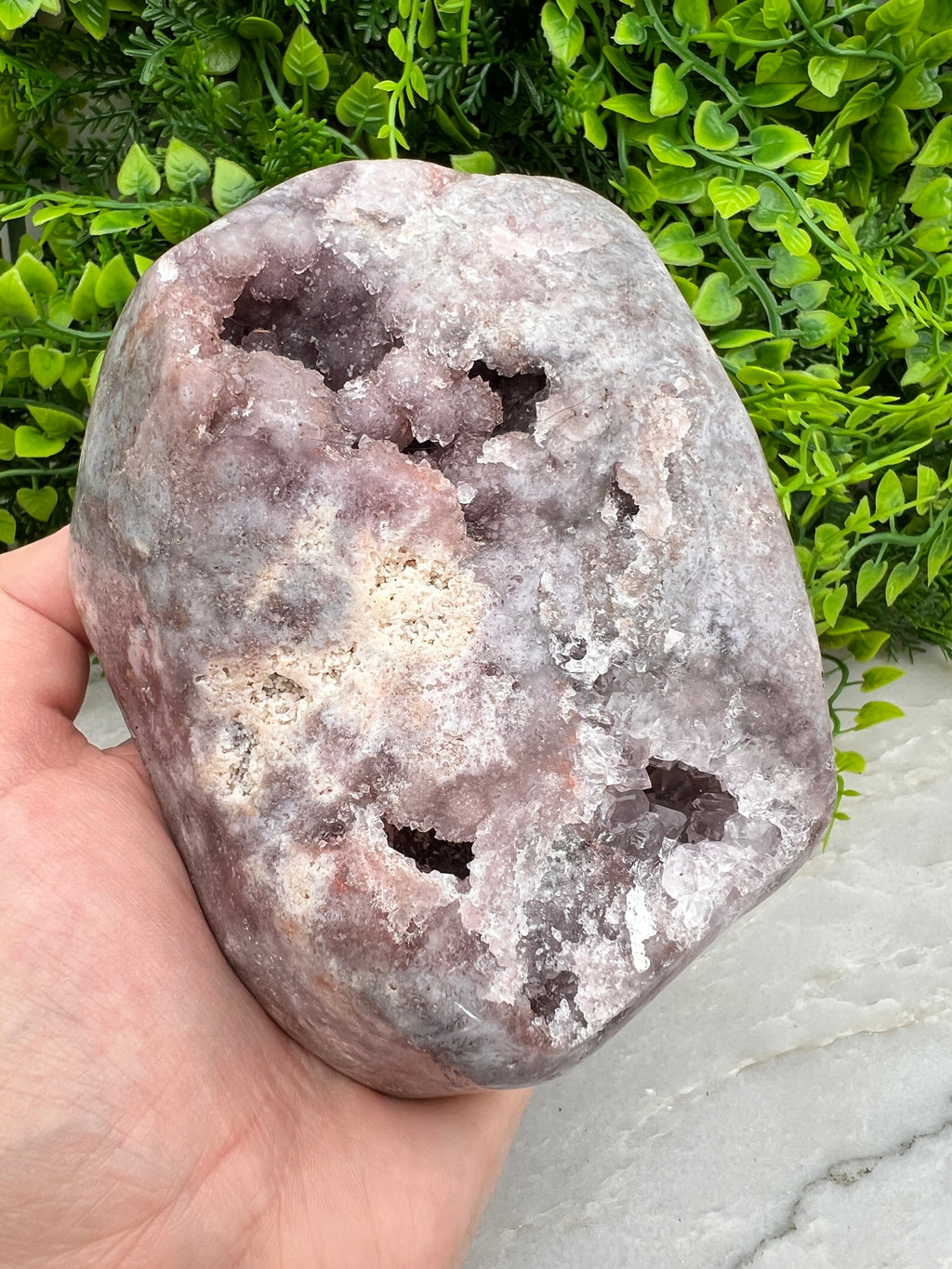 Roze amethist sculptuur