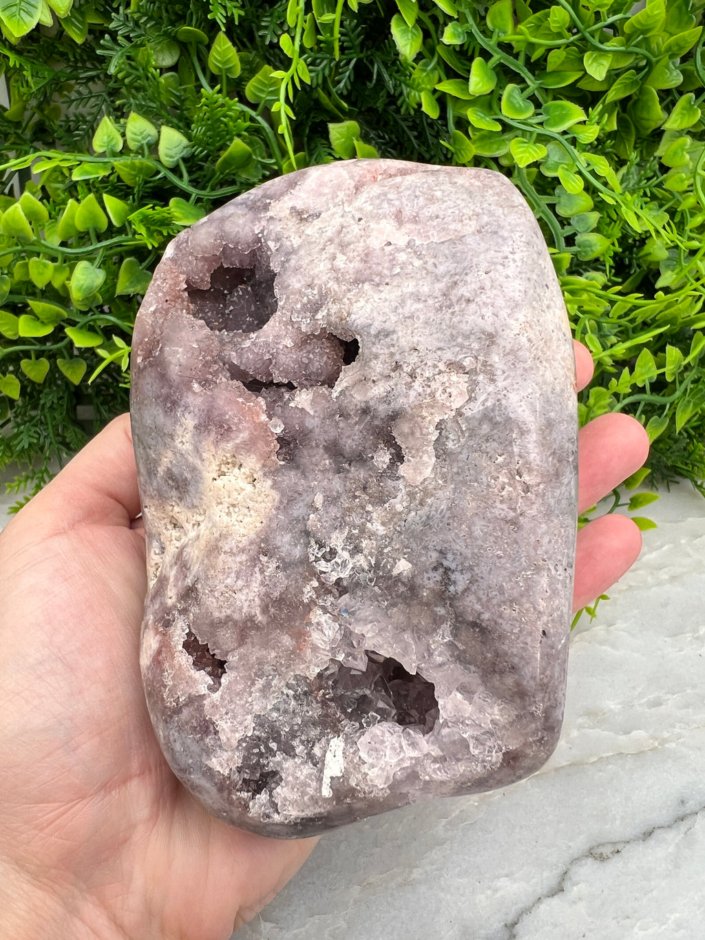 Roze amethist sculptuur