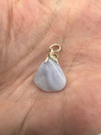 Chalcedoon hanger