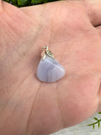Chalcedoon hanger