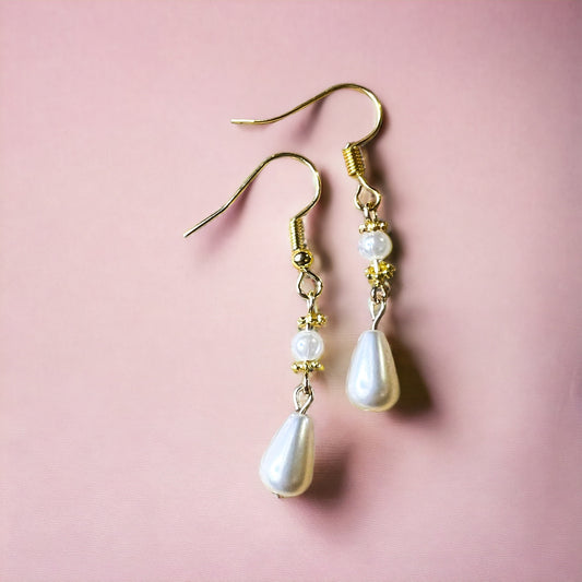 Gold pearl earrings