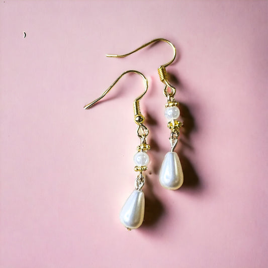 Gold pearl earrings