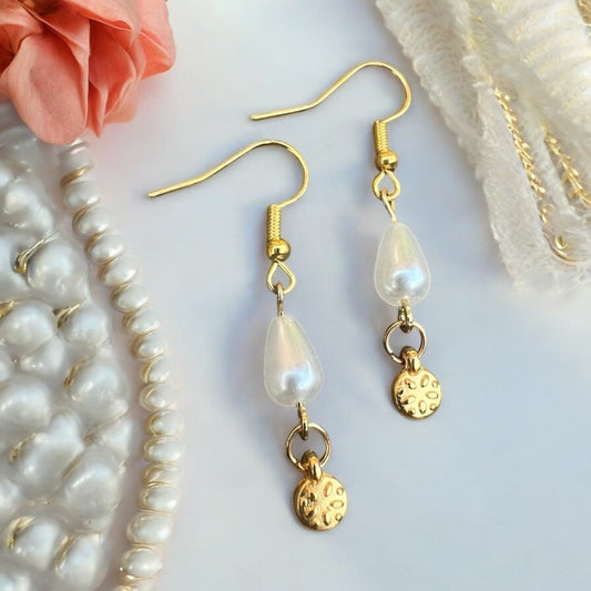 Gold pearl earrings - length 4.5 cm