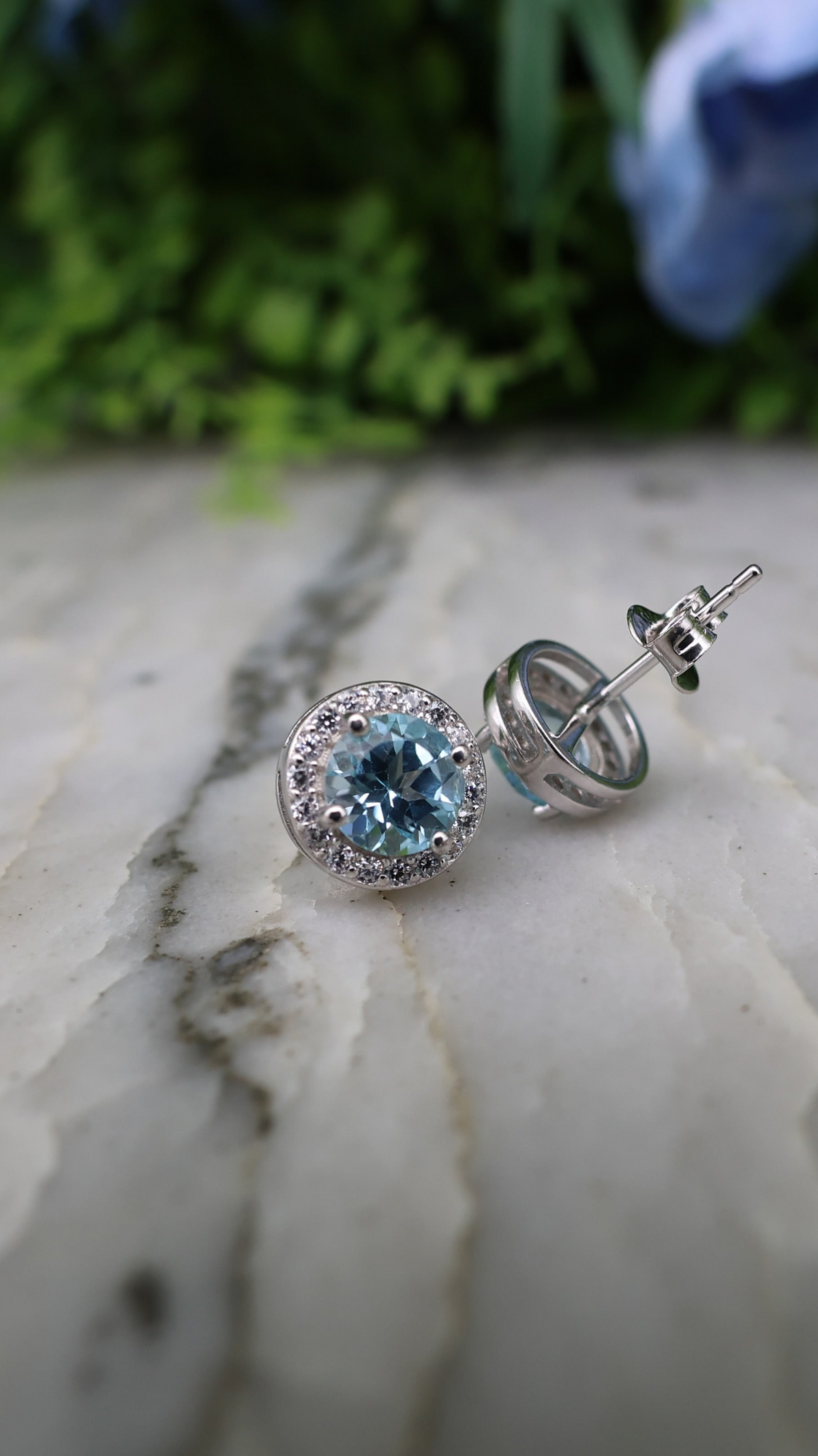 Oorsteker Blauwe Topaas rond (cz) 925 sterling zilver