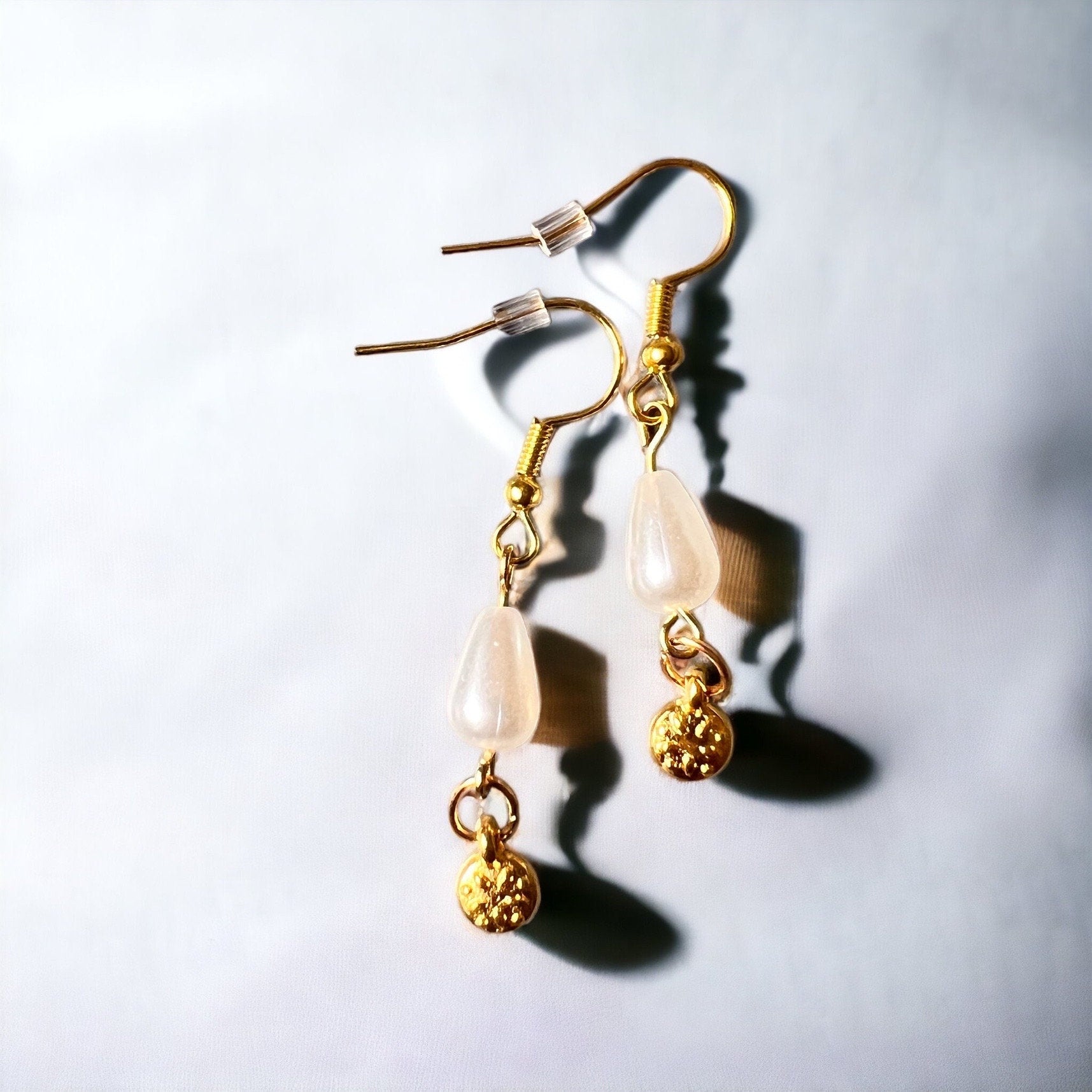 Goldene Perlenohrringe – Länge 4,5 cm