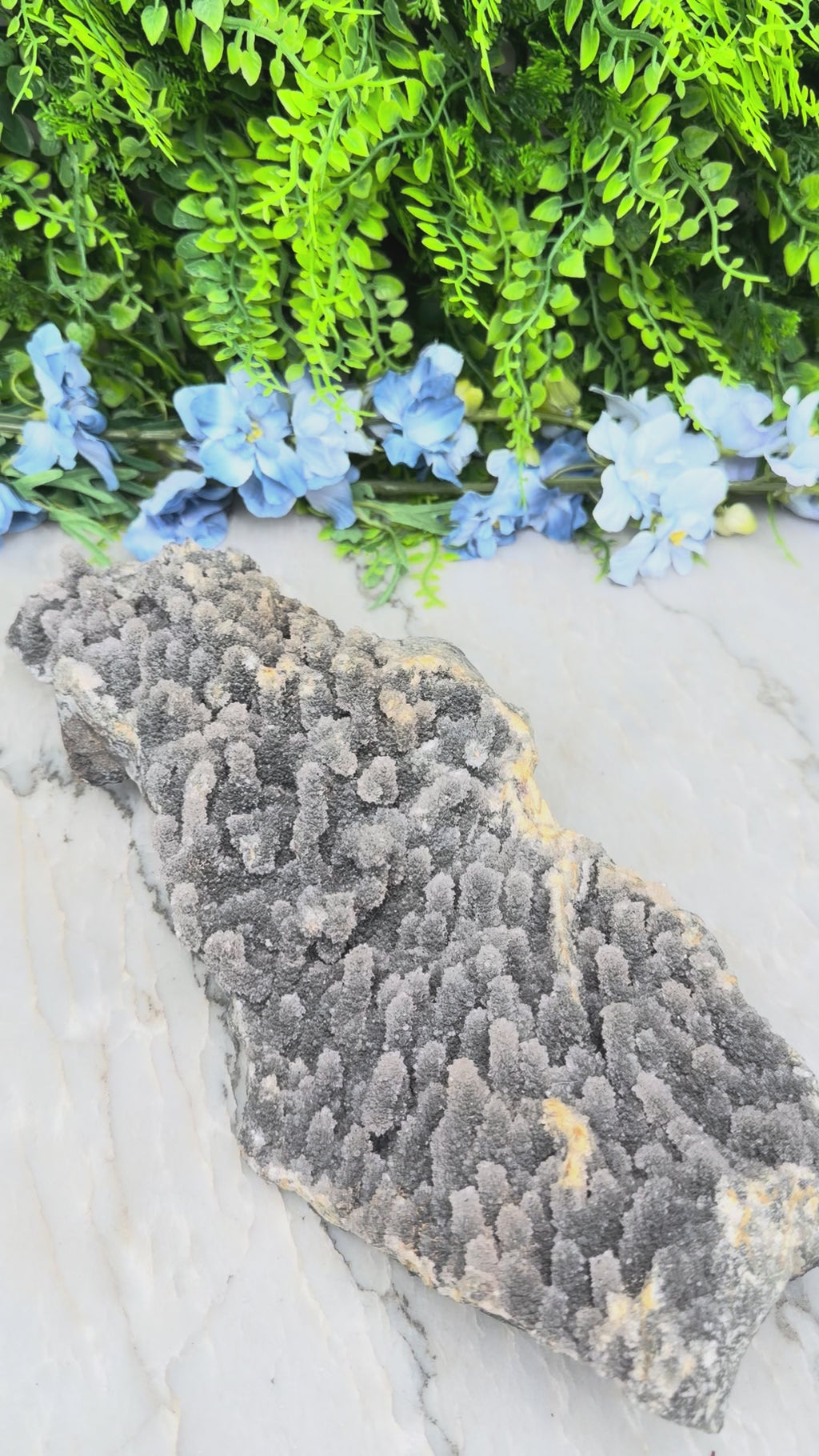 Amethist flower cluster XL (2054 gr/30.5 cm)