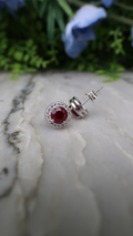 Oorsteker Robijn rond (cz) 925 sterling zilver